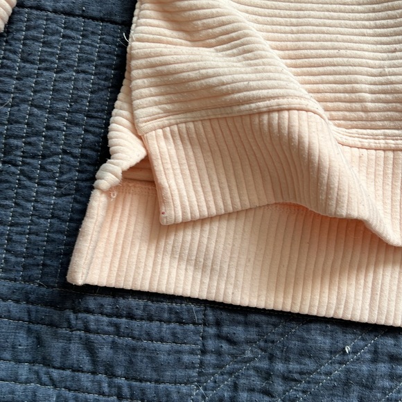 Jane + Delancey light pink sweatshirt. Loose fit. Size L - Picture 3 of 6